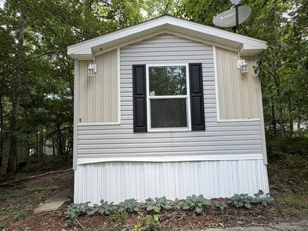 11 Via Milano , Smock, PA 15480