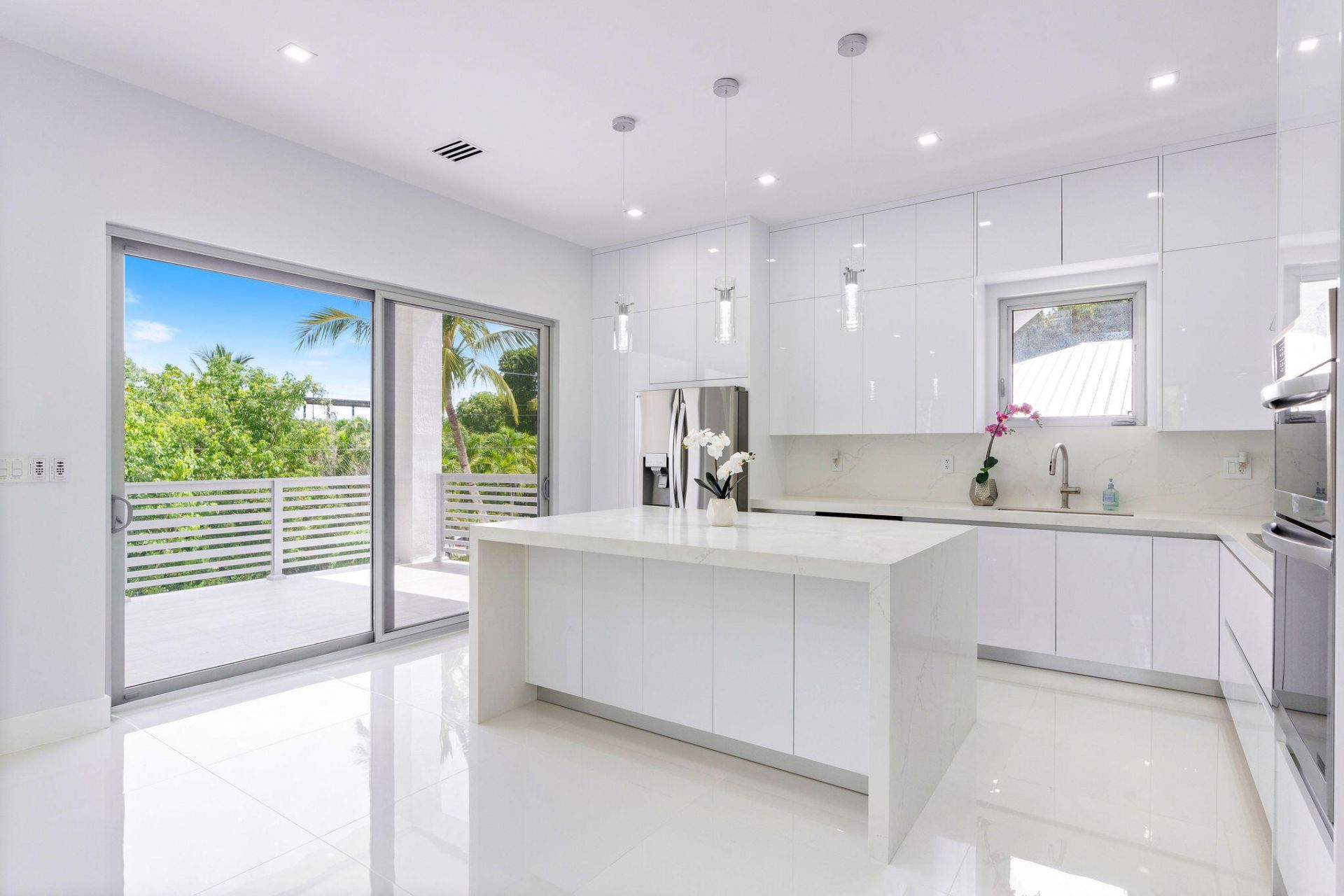 365 Buttonwood Shores Drive, Key Largo, FL 33037 Photo