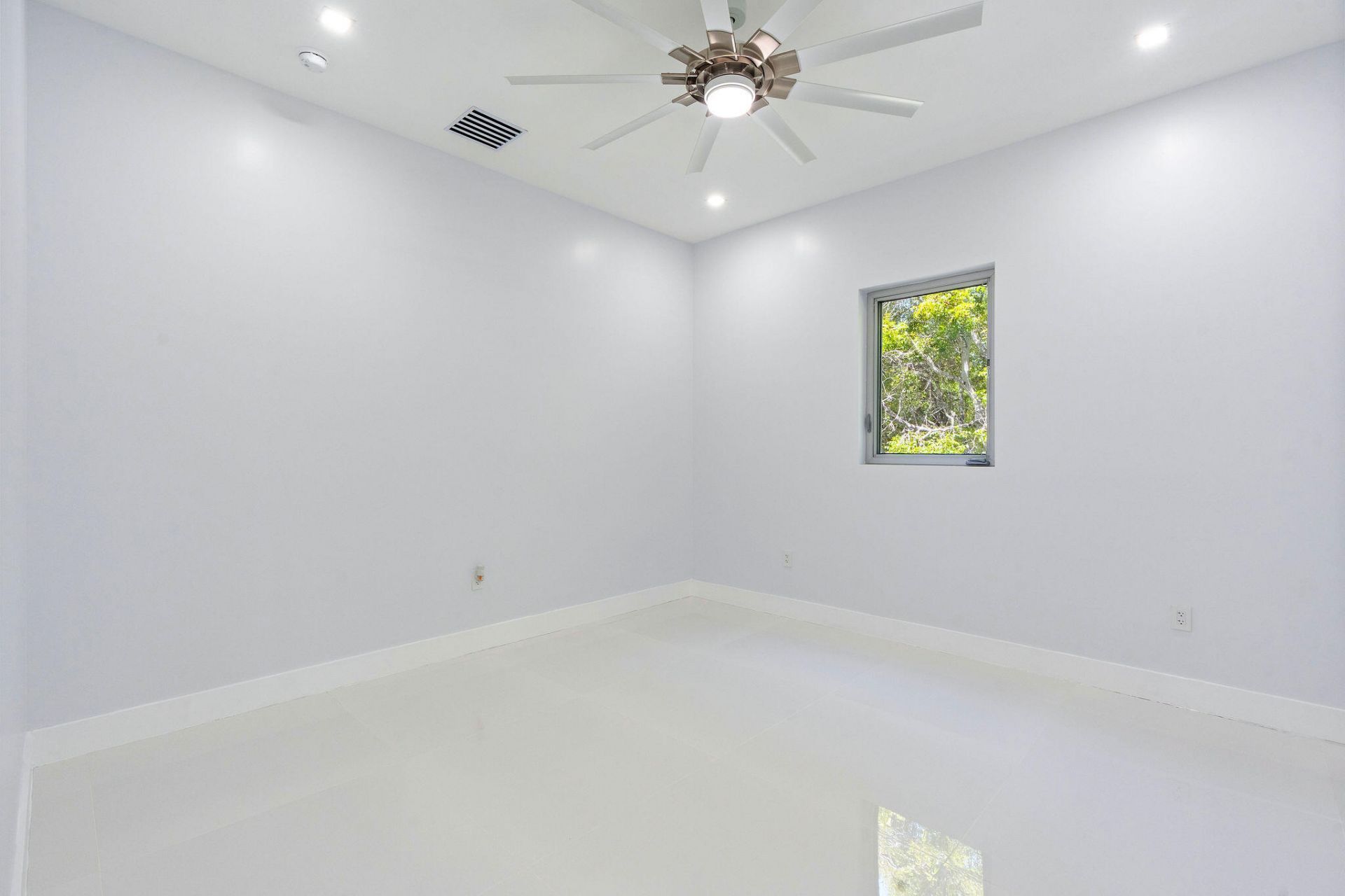 365 Buttonwood Shores Drive, Key Largo, FL 33037 Photo