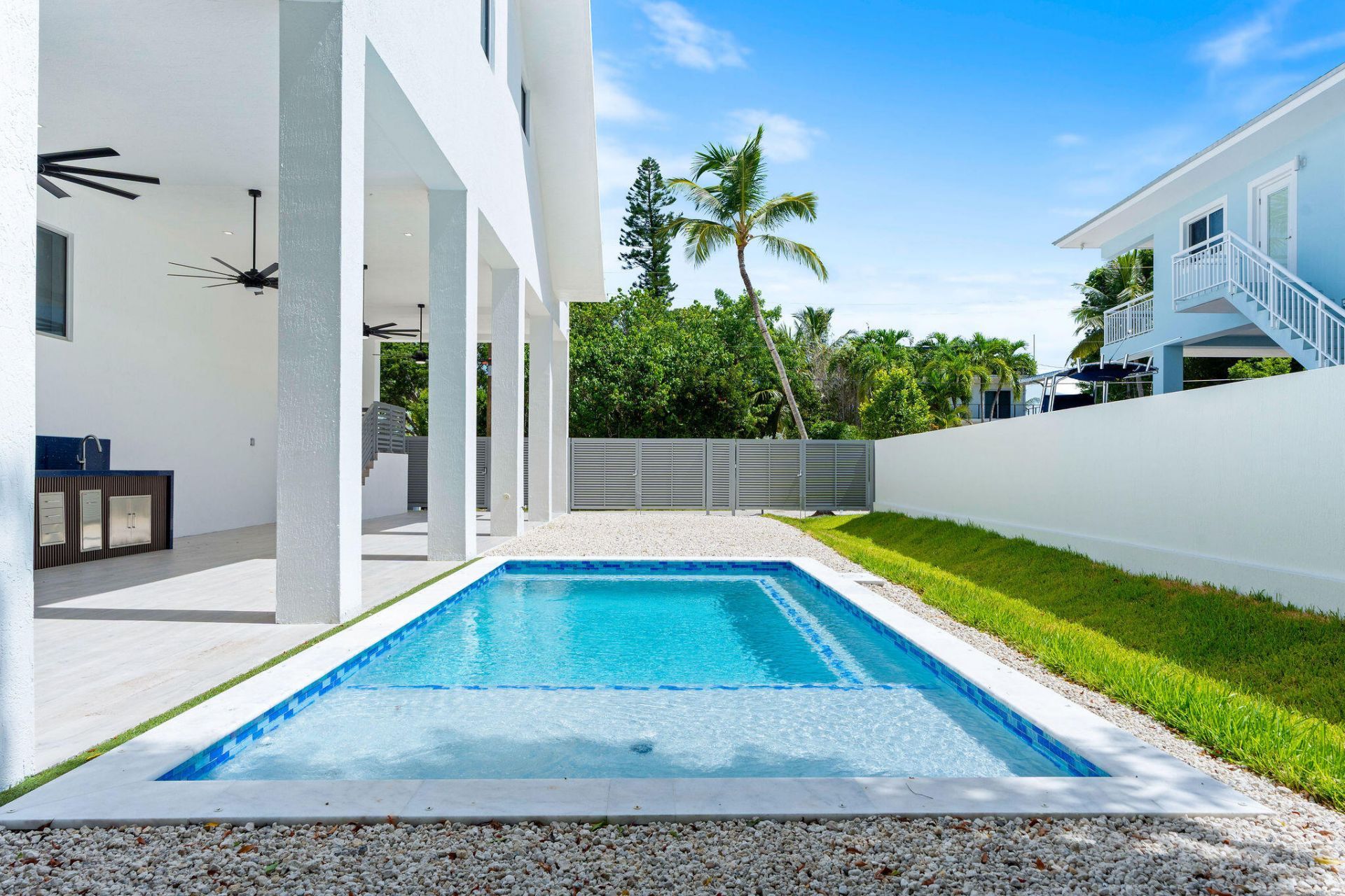 365 Buttonwood Shores Drive, Key Largo, FL 33037 Photo