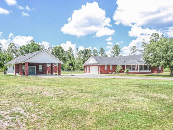 11485 PEACOCK CREEK Road, Glen St. Mary, FL 32040