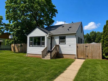 211 E Spruce Street, South Saint Paul, MN 55075