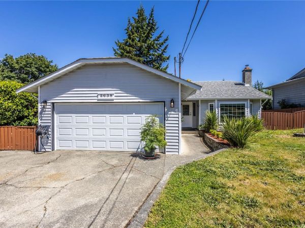 2638 Ernhill Dr , Langford, BC V9C 3N7