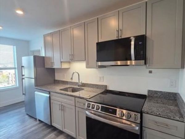 585 Essex St, Unit 709, Lynn, MA 01901