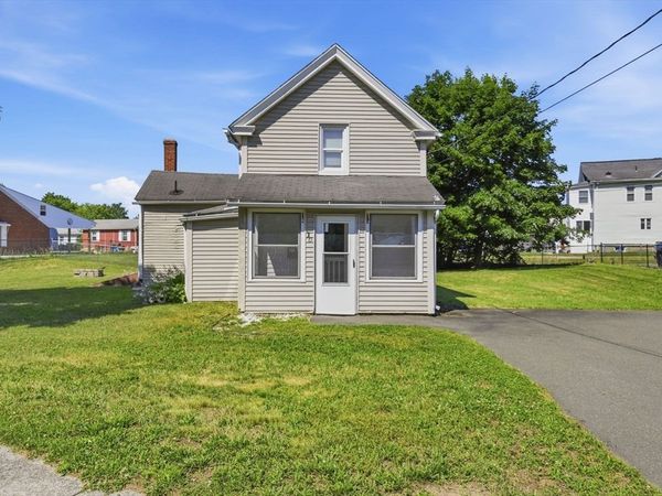 70 Milton St, Springfield, MA 01151
