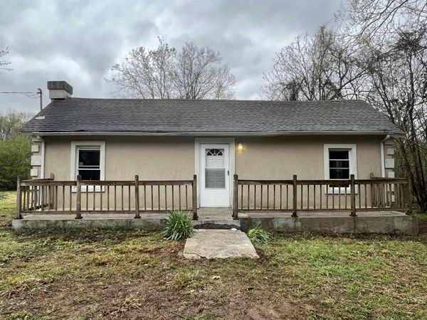 1706 2nd Ave, Muscle Shoals, AL 35661