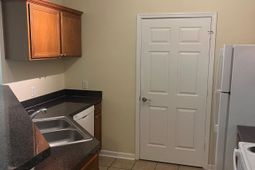 45 Sycamore Avenue photo 4
