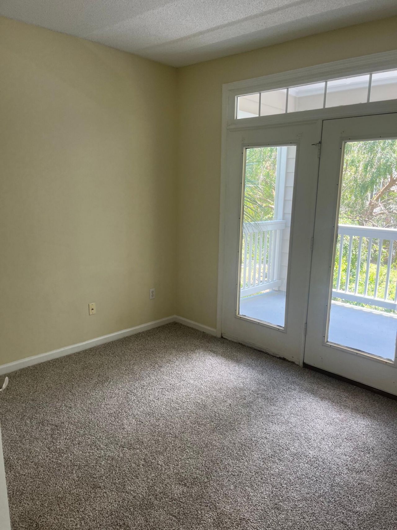 45 Sycamore Avenue Photo 5