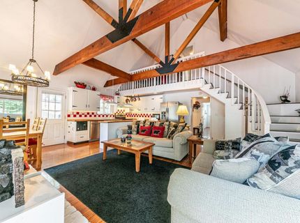 8861 Glen Drive, South Lake Tahoe, CA 96150 Photo