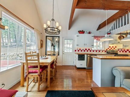 8861 Glen Drive, South Lake Tahoe, CA 96150 Photo