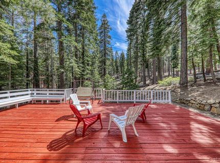 8861 Glen Drive, South Lake Tahoe, CA 96150 Photo