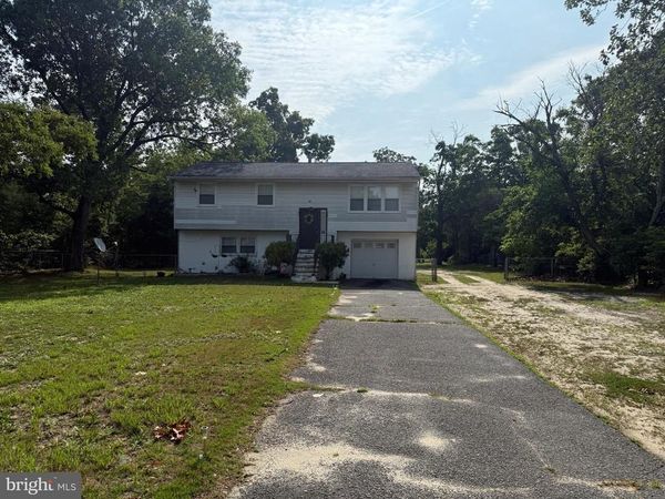 891 N MILL ROAD , VINELAND, NJ 08360