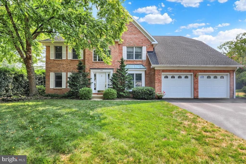 200 STURBRIDGE DRIVE, WYOMISSING, PA 19610