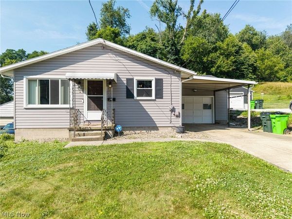 260 Hazelwood Avenue , Barberton, OH 44203