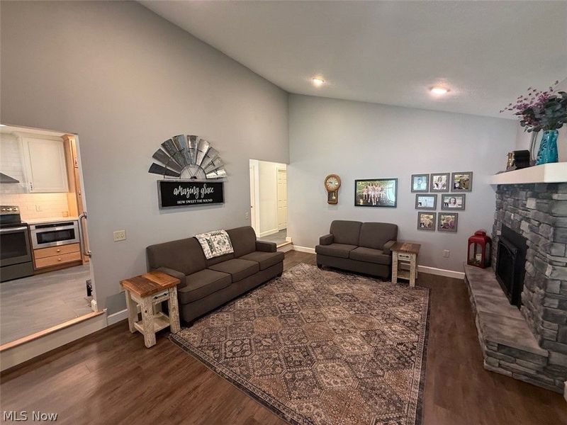 112 Karns Drive , Dover, OH 44622 Photo 13