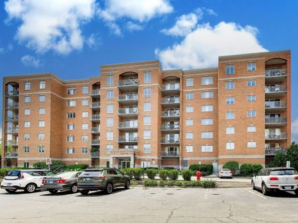 6807 N Milwaukee Avenue , Unit 507, Niles, IL 60714