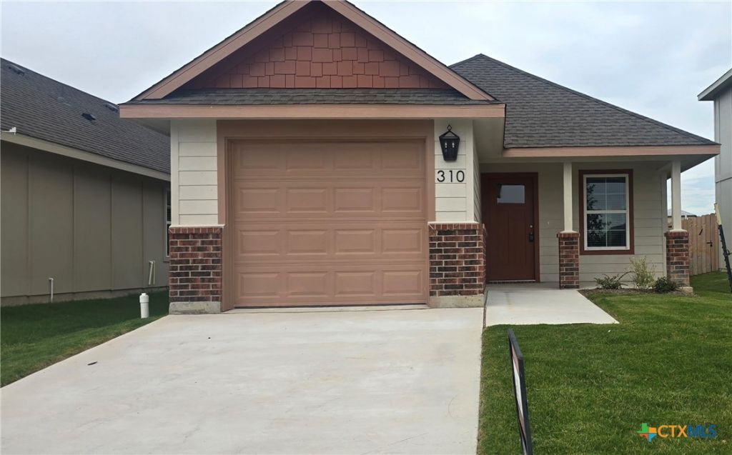310 Monty Road , Copperas Cove, TX 76522 Main Photo