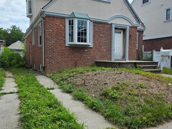 64-39 Dieterle Crescent , Rego Park, NY 11374