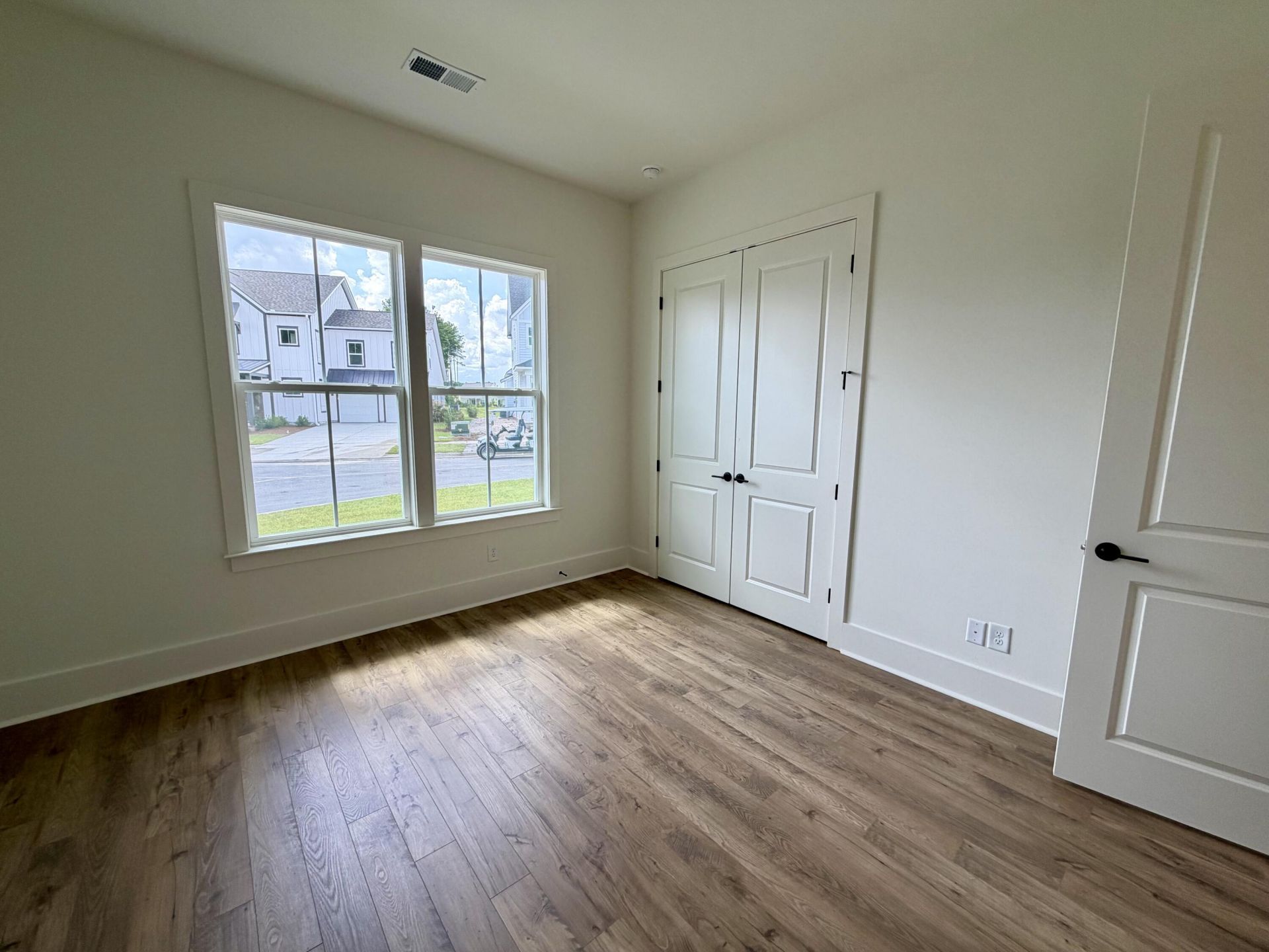 190 Clearpath Drive Photo 11