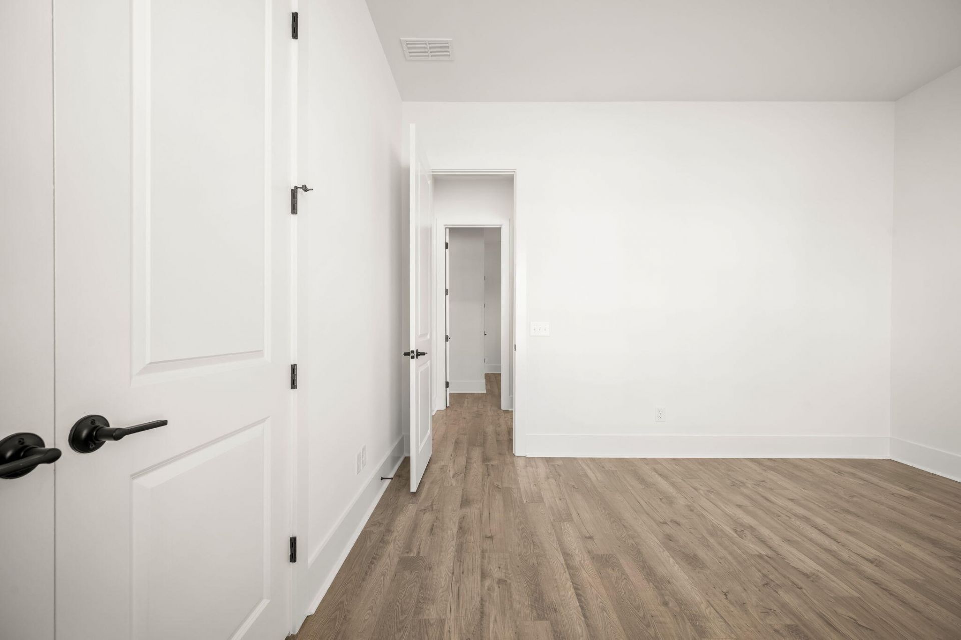190 Clearpath Drive Photo 19