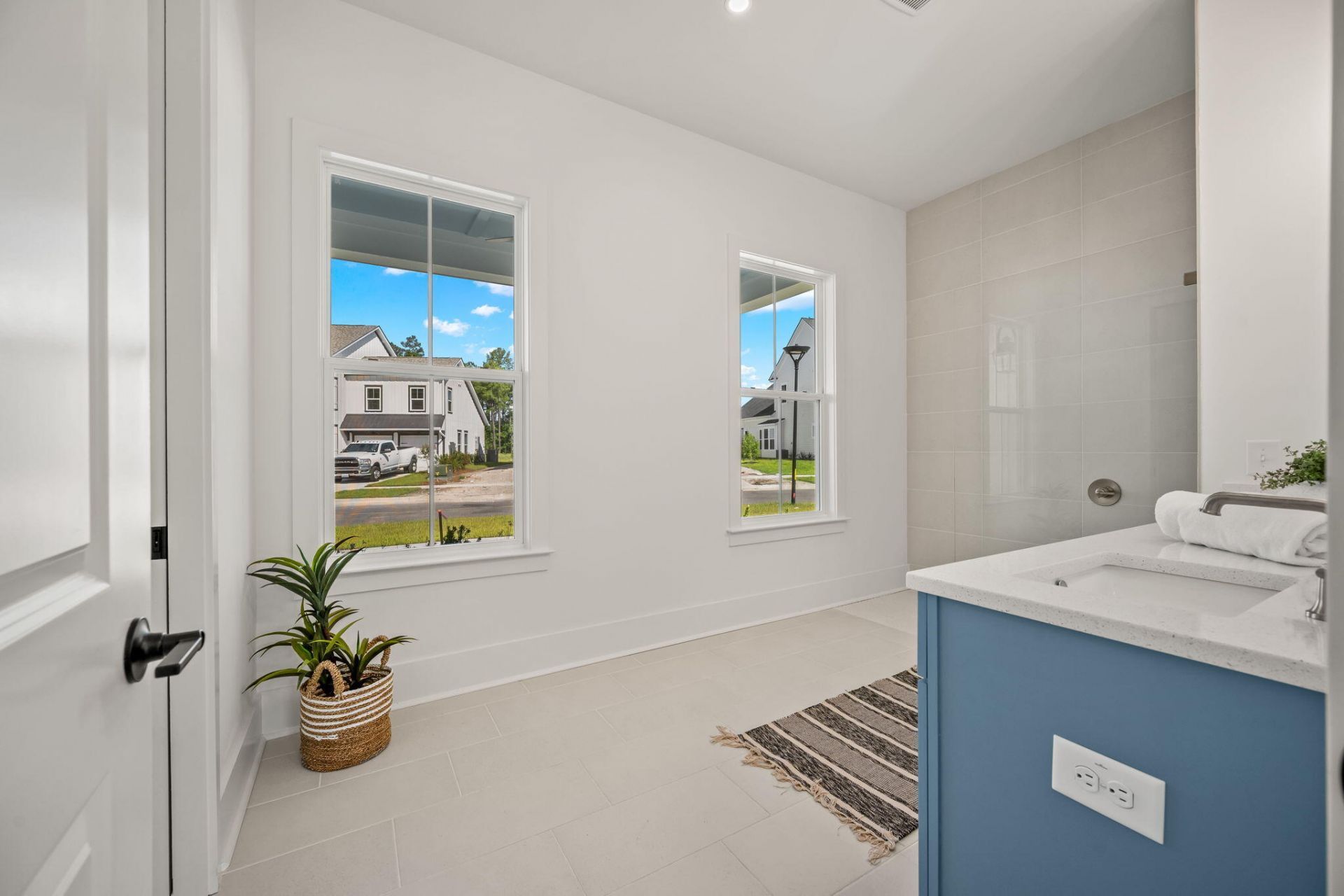 190 Clearpath Drive Photo 34