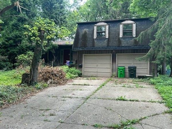 2935 Vincent Road , Silver Lake, OH 44224