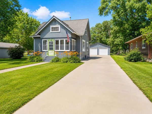 420 S Swift Avenue , Litchfield, MN 55355