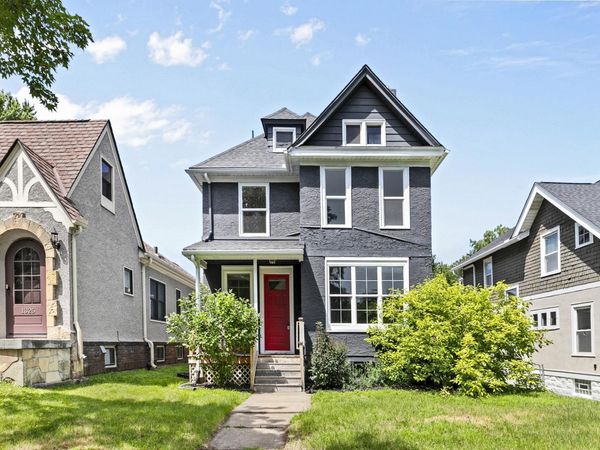 1323 Lincoln Avenue , Saint Paul, MN 55105