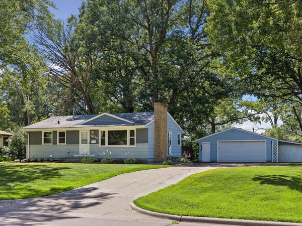 6625 Wyoming Avenue N, Brooklyn Park, MN 55428