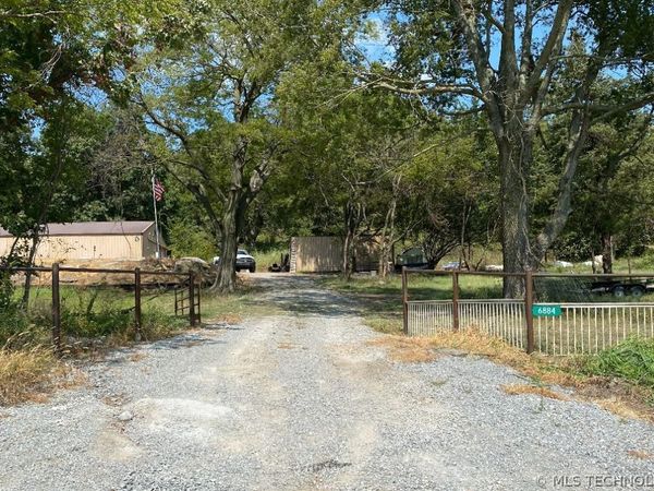 6884 W 440 , Pryor, OK 74361