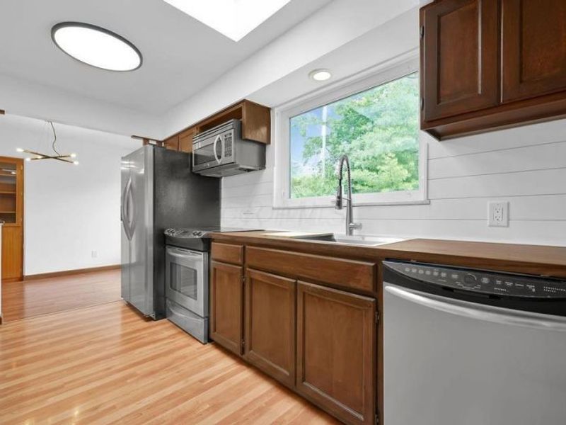 760 Drummond Court , Columbus, OH 43214 Photo 7
