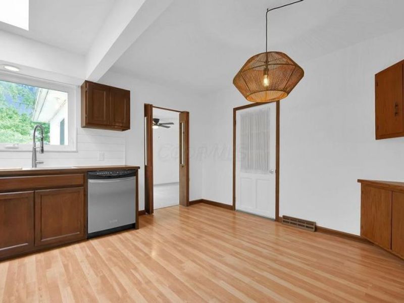760 Drummond Court , Columbus, OH 43214 Photo 9