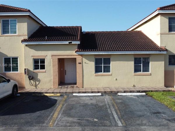 312 NW 114th Ave , Unit 4-103, Sweetwater, FL 33172