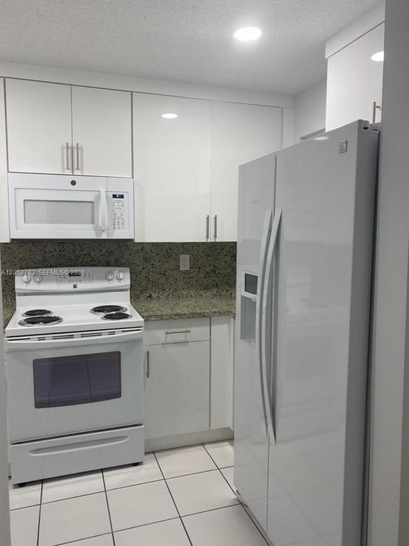 312 NW 114th Ave, Unit 4-103, Sweetwater, FL 33172 Photo