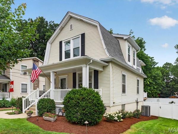 637 Atalanta Avenue , Webster Groves, MO 63119