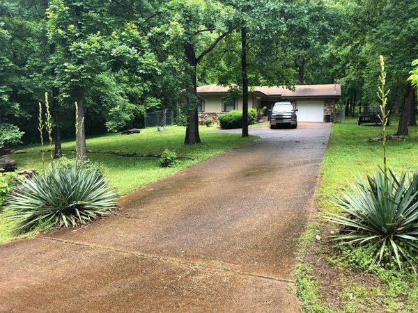 5 N Lakeshore Trace, Cherokee Village, AR 72529