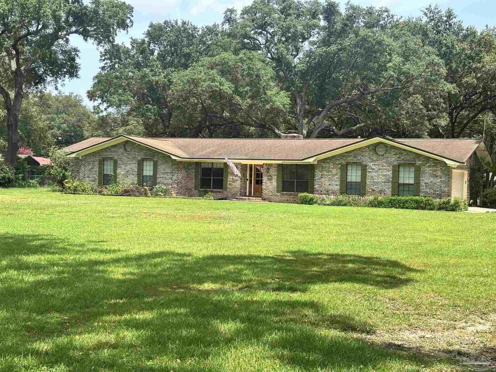 6027 Spanish Oak Dr, Pensacola, FL 32526 Main Photo