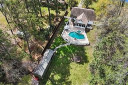4809 Forest Dr. photo 4