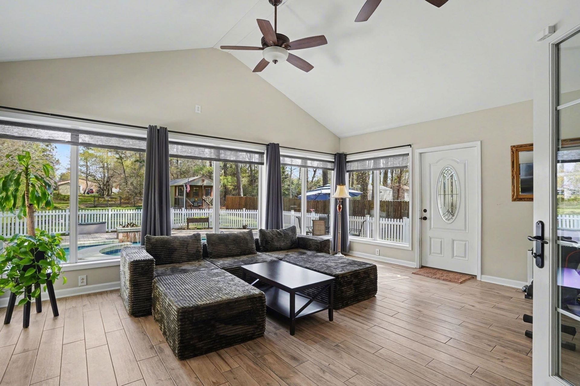 4809 Forest Dr. Photo 23