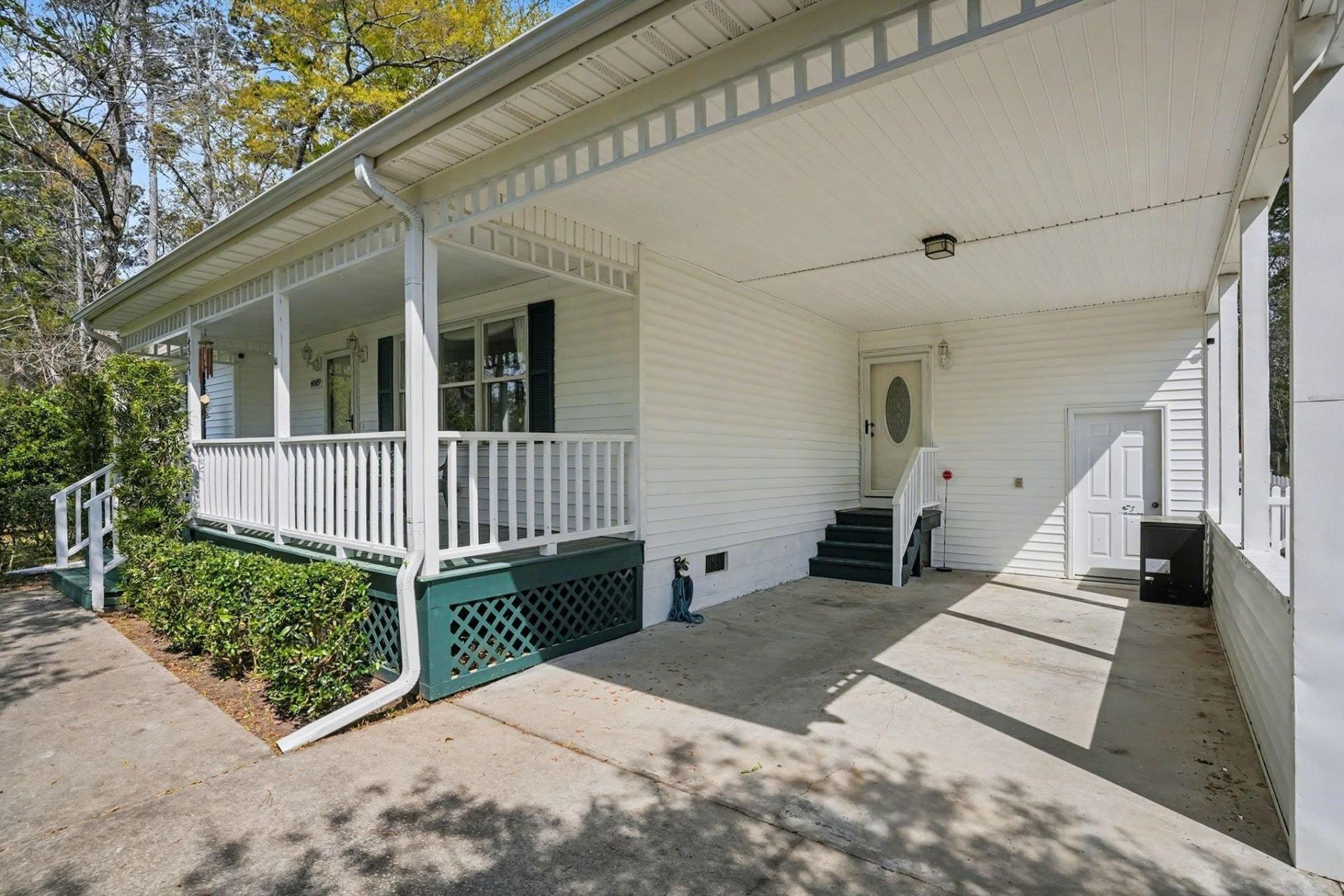 4809 Forest Dr. Photo 3