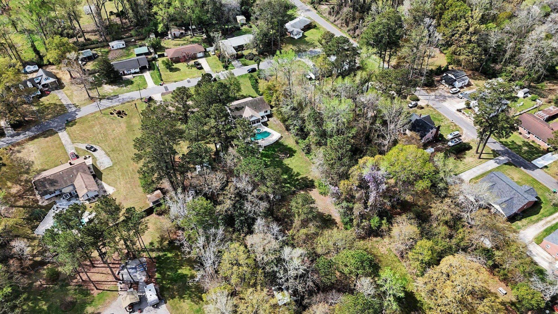4809 Forest Dr. Photo 45