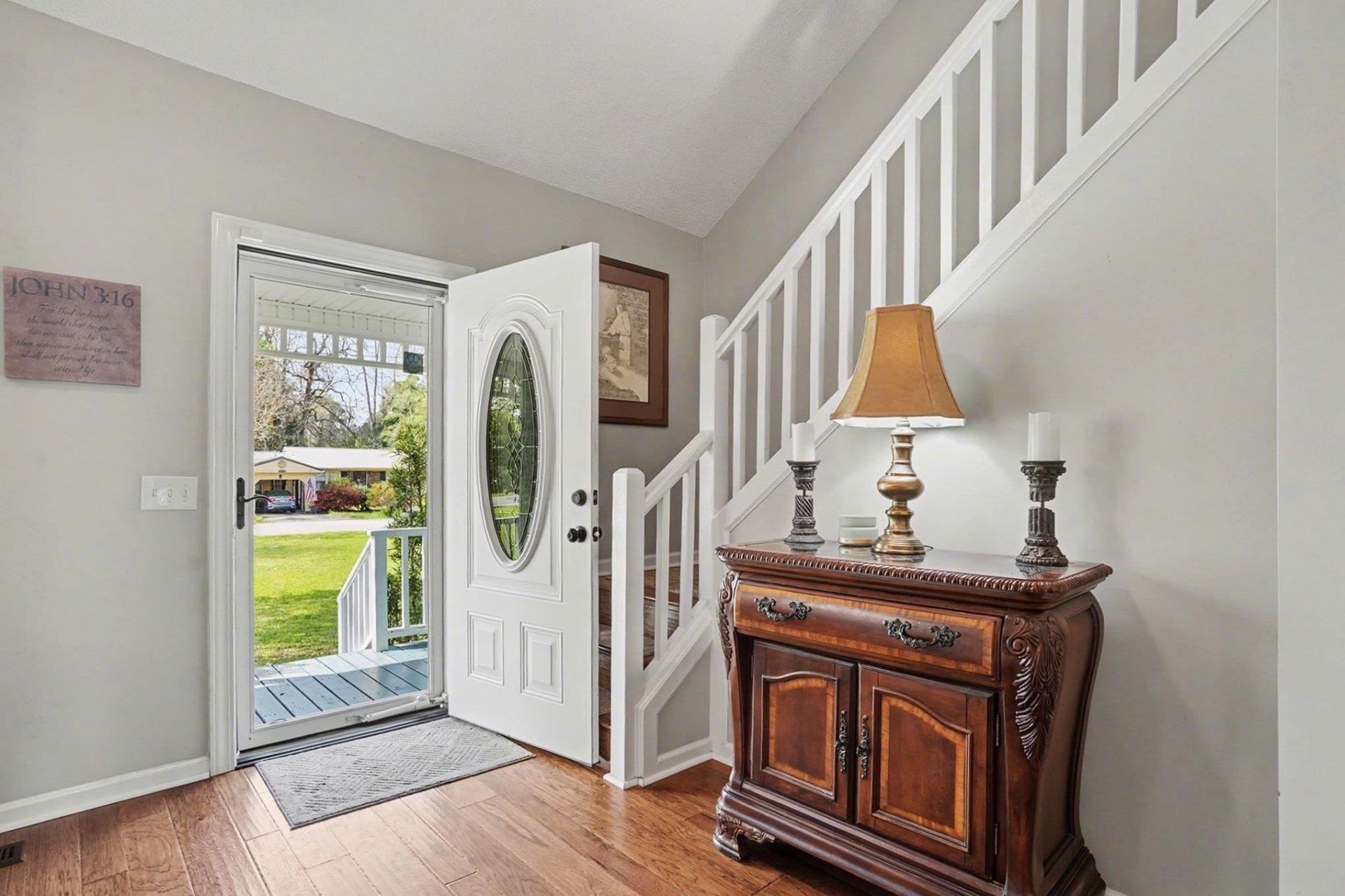 4809 Forest Dr. Photo 9