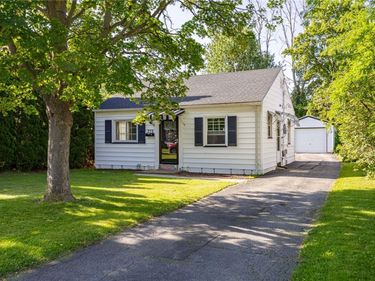 379 Leonard Road, Rochester, NY 14616