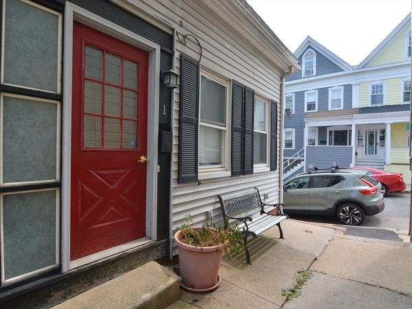1 Pearl Street Place, Unit 1, Boston, MA 02129