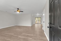206 Tram Boulevard photo 4