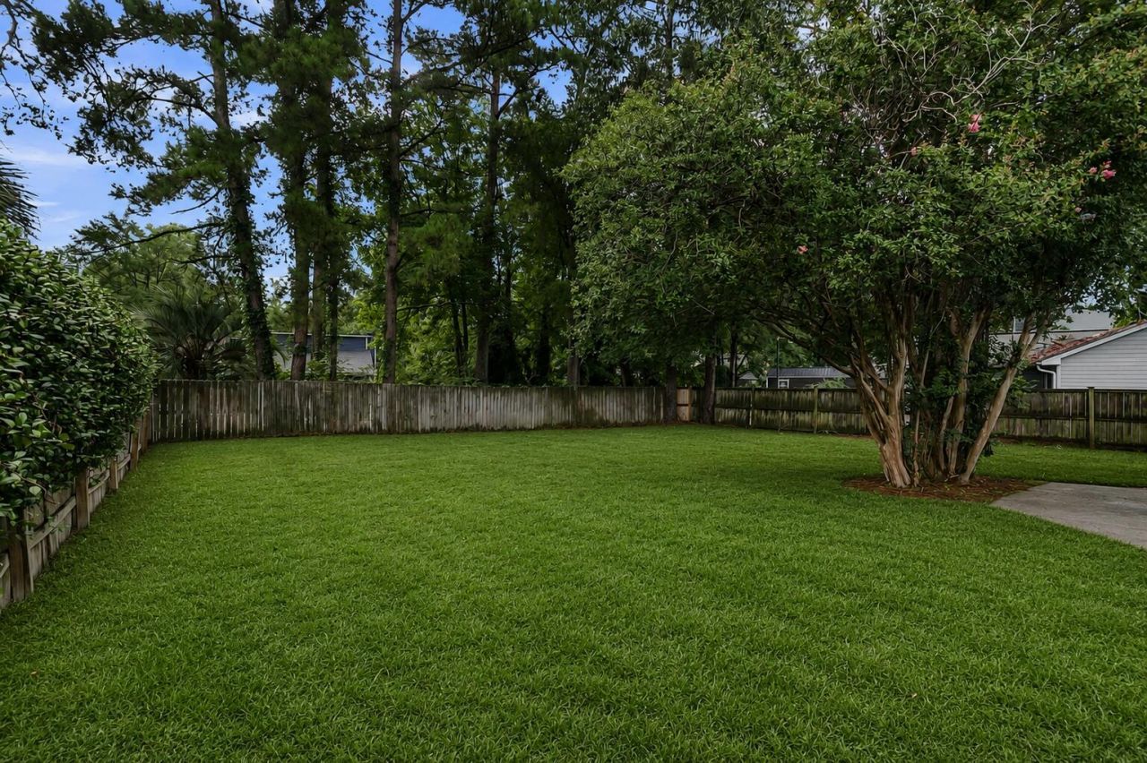 206 Tram Boulevard Photo 26