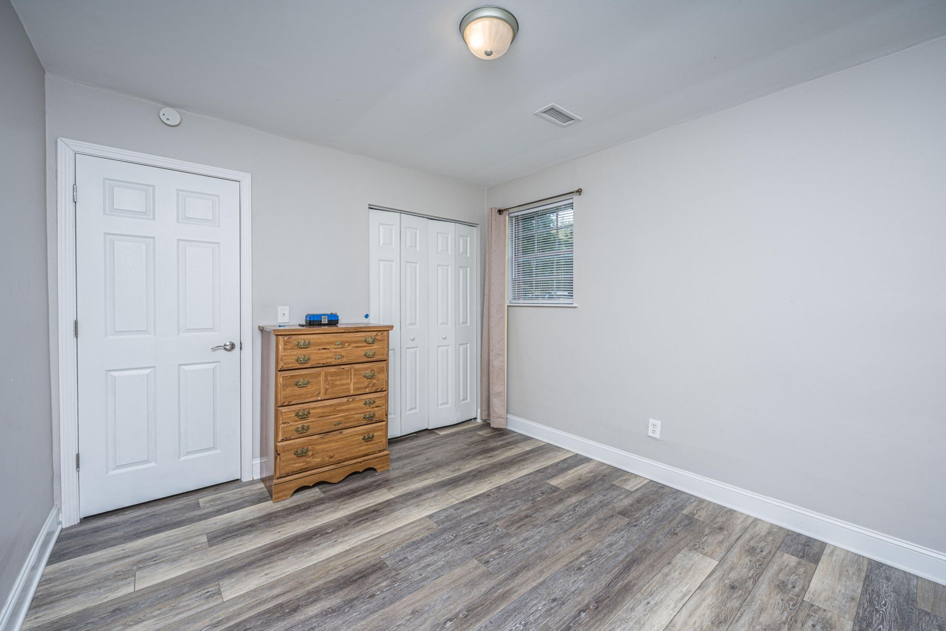1015 Harrison Road Photo 14