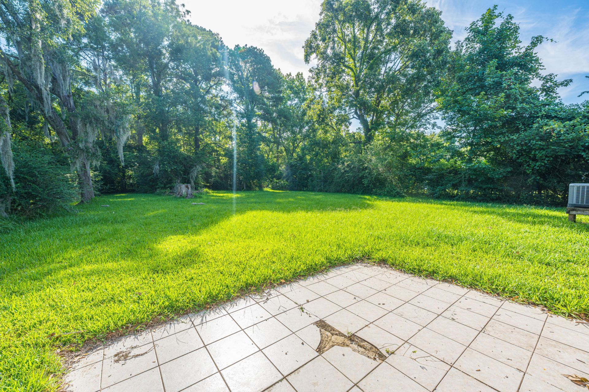1015 Harrison Road Photo 18