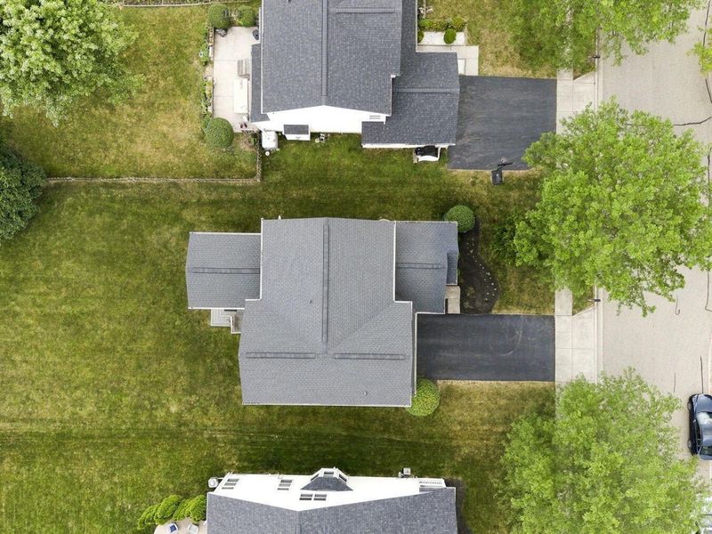 7637 ELGIN TRAIL Drive, Blacklick, OH 43004 Photo 3