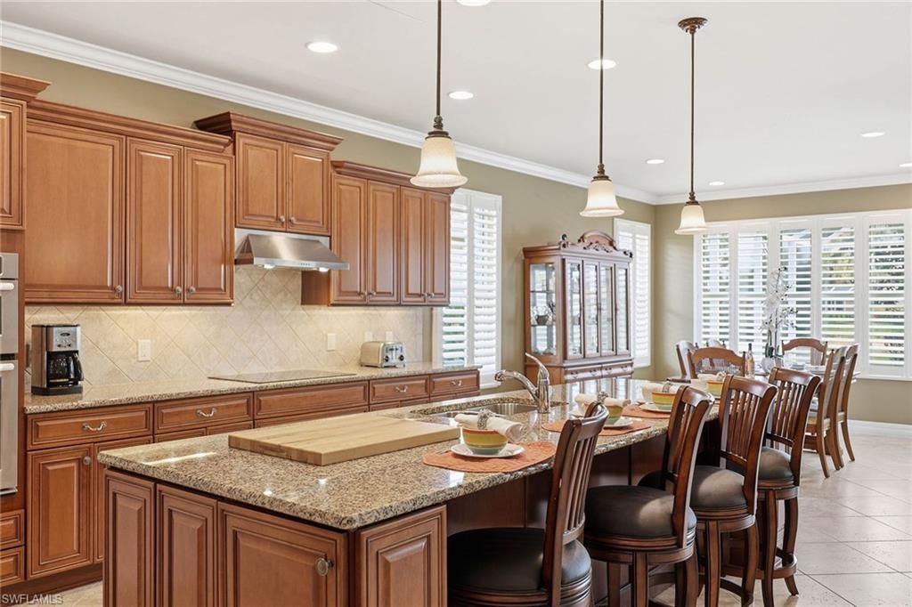 8562 Veronawalk Cir , Naples, FL 34114 Photo